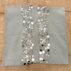 🌿 🌟🌸West Elm sequined gray pillow sham 🌸🌟